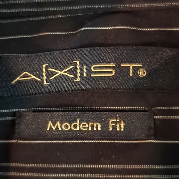 Men's Axist Dress shirt - Picture 3 of 4
